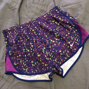 (NWOT) Nike leopard running shorts